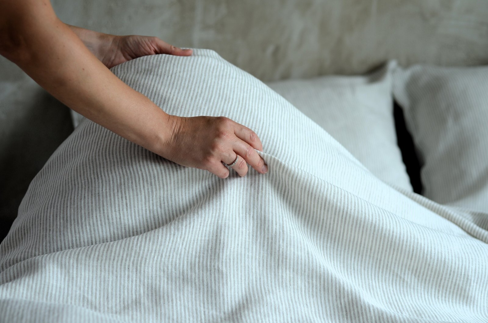 Linen bedding set