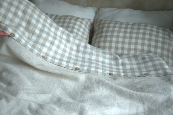 Linen bedding set