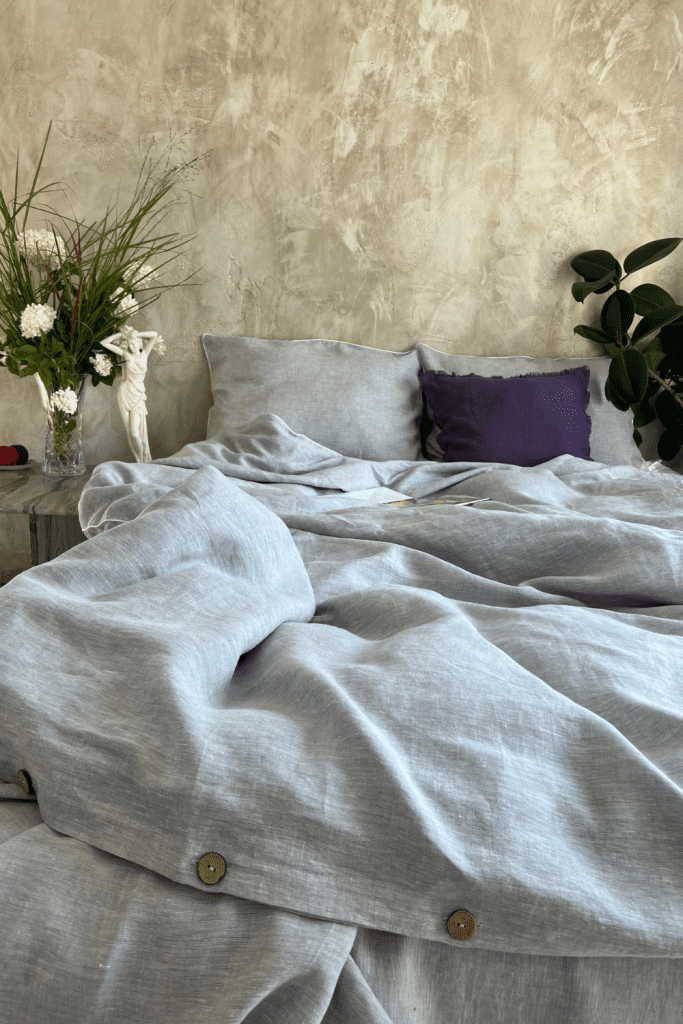 Linen bedding set