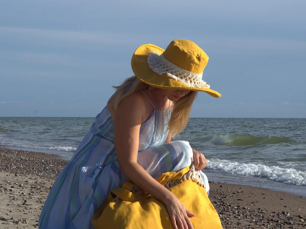 Linen fedora hat