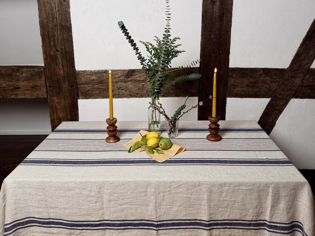 Farmhouse linen tablecloth